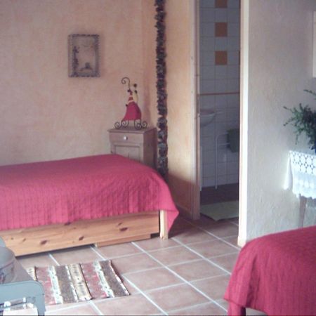 Che'Val D'Amour Ecleux Exterior photo