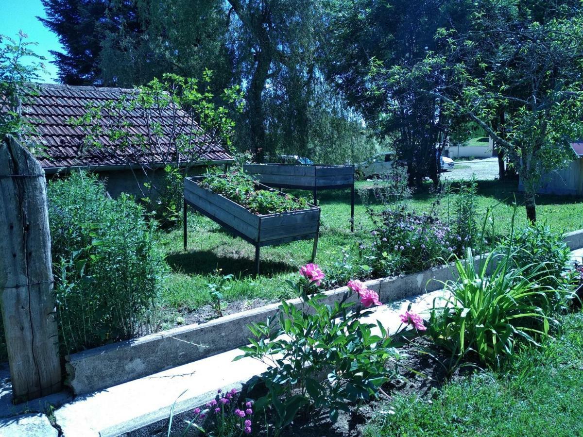 Che'Val D'Amour Ecleux Exterior photo